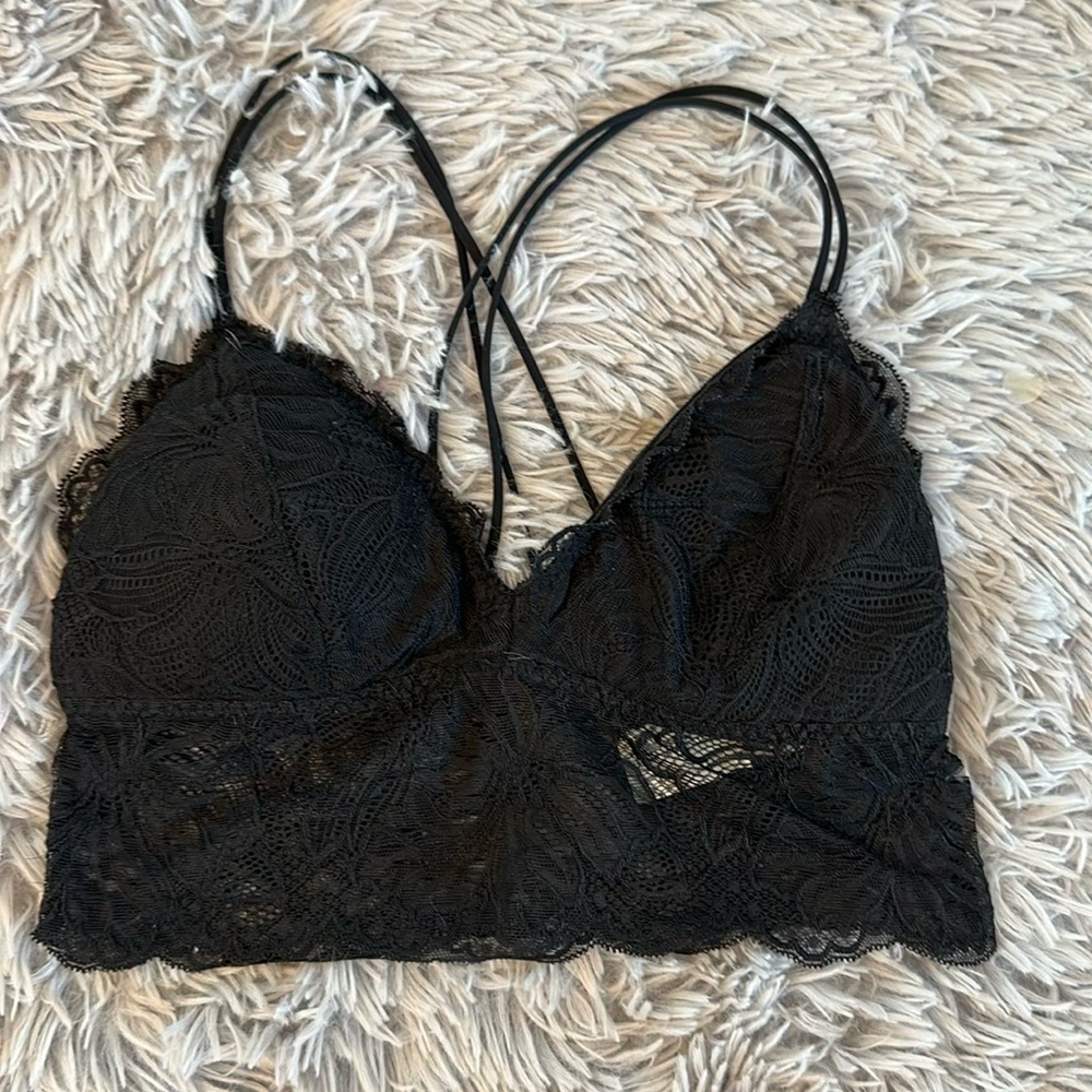 Hollister bra